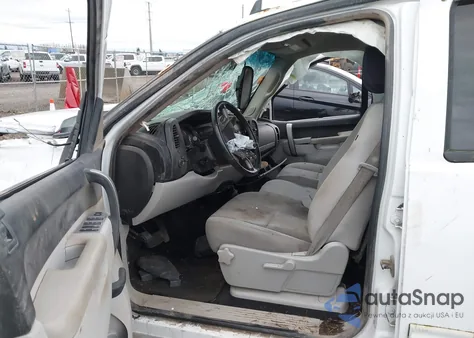 2011 Chevrolet Silverado 1500 Lt z USA, uszkodzony, nr VIN 3GCPKSEA8BG138096